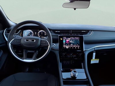 2025 Jeep Grand Cherokee Laredo X