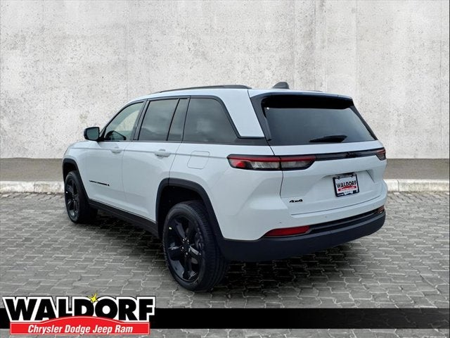2025 Jeep Grand Cherokee LAR