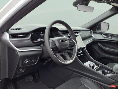 2025 Jeep Grand Cherokee LAR