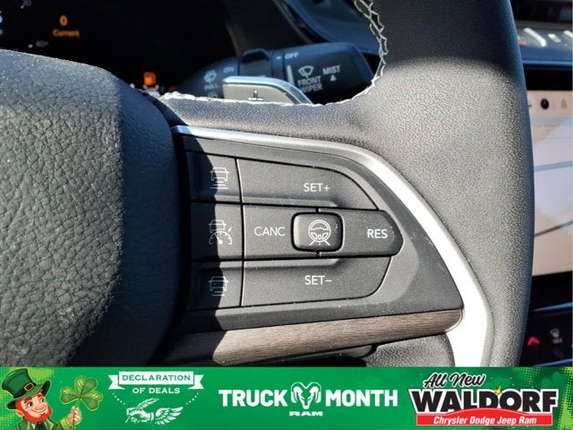 2026 Jeep Grand Cherokee Laredo Altitude