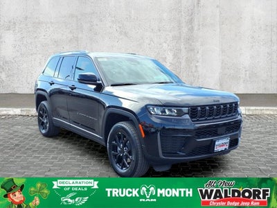 2026 Jeep Grand Cherokee Laredo Altitude