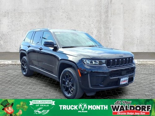 2026 Jeep Grand Cherokee Laredo Altitude
