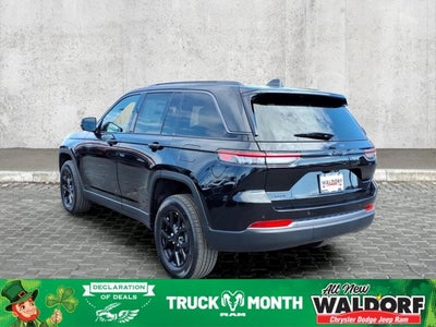 2026 Jeep Grand Cherokee Laredo Altitude