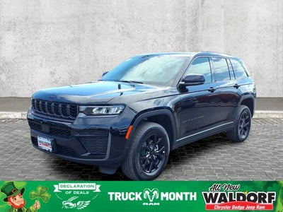 2026 Jeep Grand Cherokee Laredo Altitude