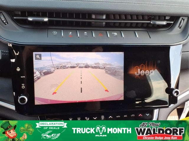 2026 Jeep Grand Cherokee Laredo Altitude