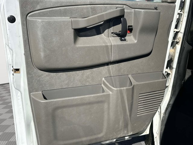 2023 Chevrolet Express Passenger LS