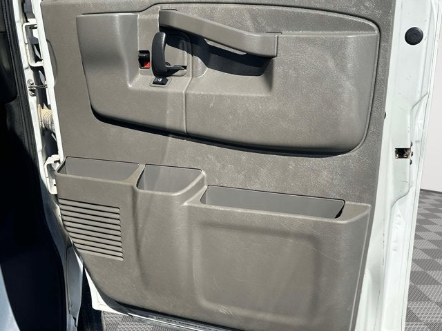 2023 Chevrolet Express Passenger LS