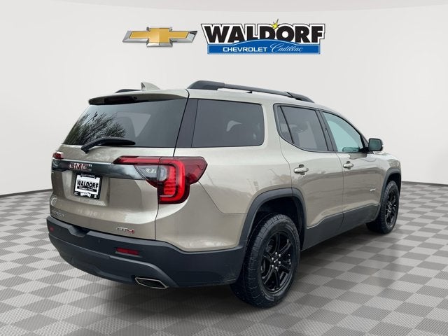 2022 GMC Acadia AT4