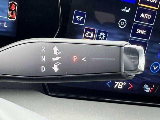 2025 Chevrolet Traverse FWD LT