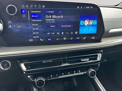 2024 Chevrolet Traverse AWD LS