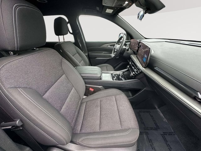 2024 Chevrolet Traverse AWD LS