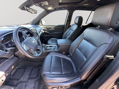 2023 Chevrolet Traverse LT Leather