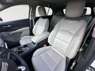 2022 Cadillac XT4 AWD Luxury