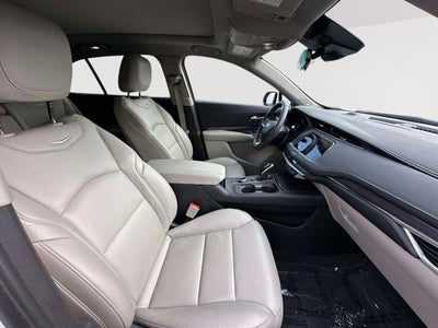 2022 Cadillac XT4 AWD Luxury