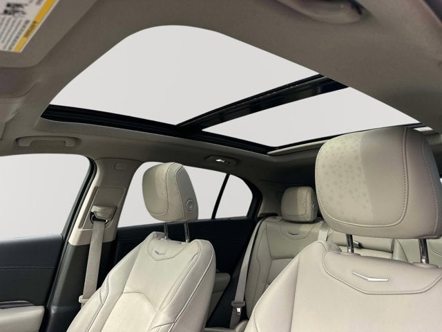 2022 Cadillac XT4 AWD Luxury