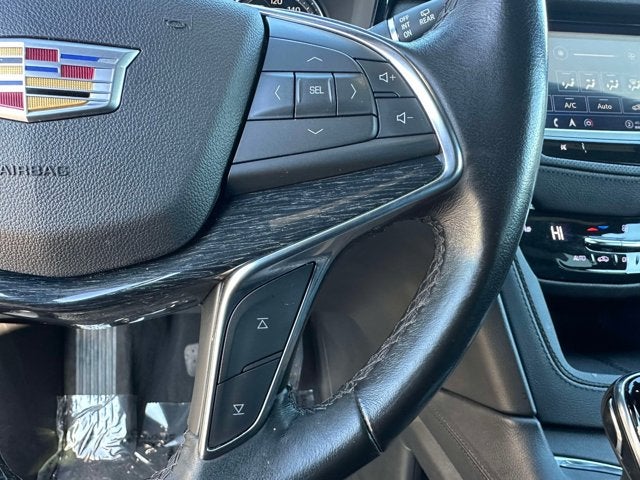 2022 Cadillac XT5 AWD Premium Luxury