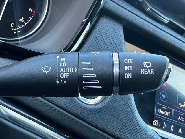 2022 Cadillac XT5 AWD Premium Luxury