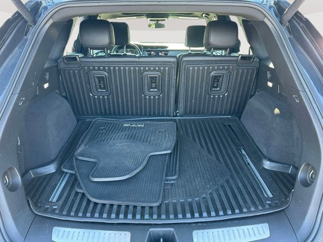 2022 Cadillac XT5 AWD Premium Luxury