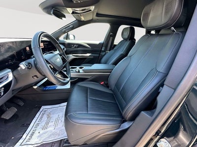 2024 Cadillac LYRIQ Sport
