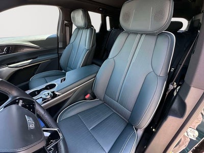 2024 Cadillac LYRIQ Sport