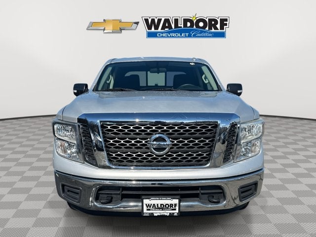 2017 Nissan Titan SV