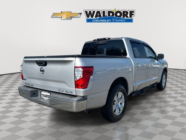 2017 Nissan Titan SV