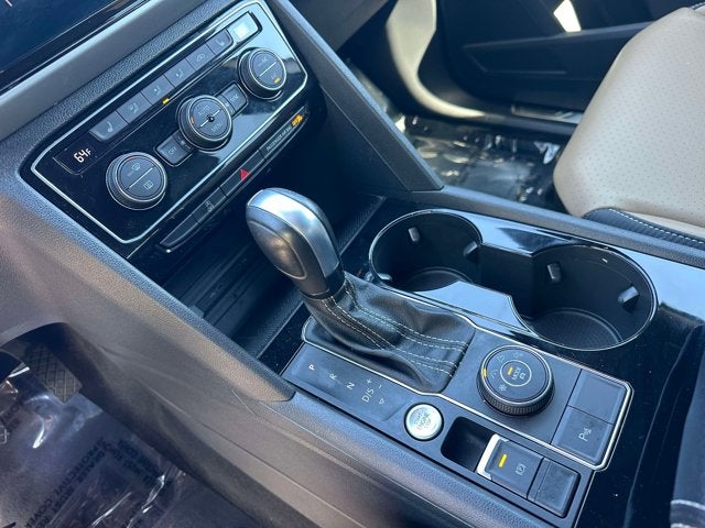 2022 Volkswagen Atlas Cross Sport 2.0T SE w/Technology