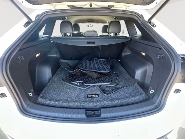 2022 Volkswagen Atlas Cross Sport 2.0T SE w/Technology