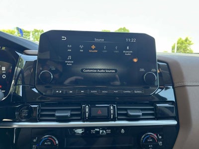 2025 Nissan Pathfinder Platinum
