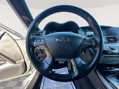 2017 INFINITI Q70 3.7