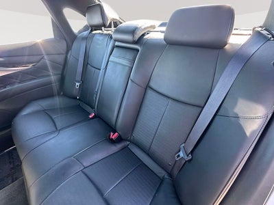 2017 INFINITI Q70 3.7