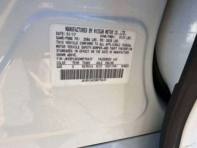 2017 INFINITI Q70 3.7