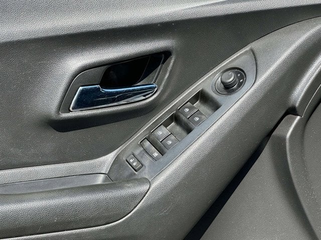 2021 Chevrolet Trax LS