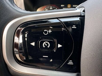 2021 Volvo V60 Cross Country Base
