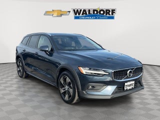 2021 Volvo V60 Cross Country Base