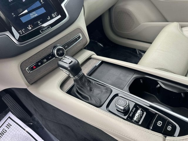 2021 Volvo XC90 Inscription