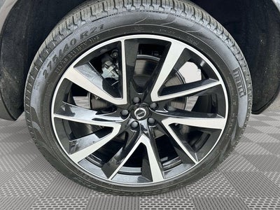 2024 Volvo XC90 Plus Bright Theme