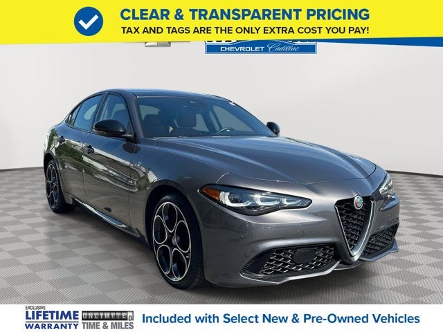 2024 Alfa Romeo Giulia Ti AWD's photo