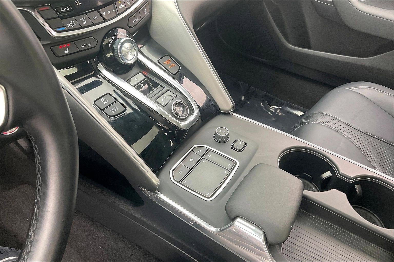 2022 Acura TLX w/Technology Package