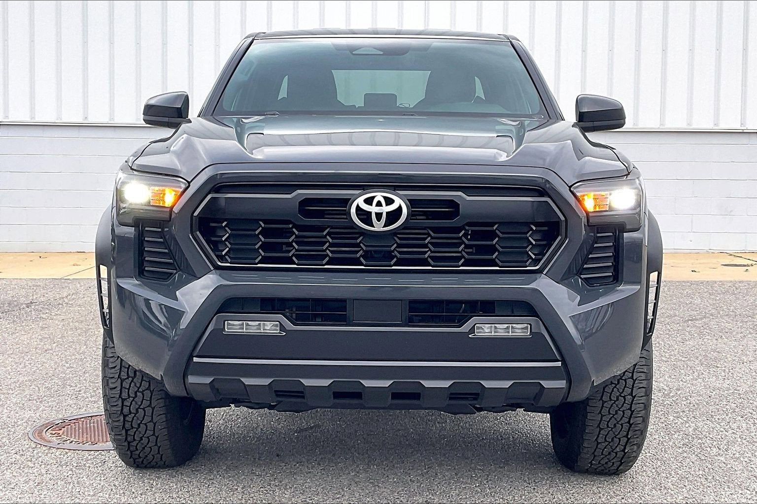 2025 Toyota Tacoma 4WD TRD Off Road