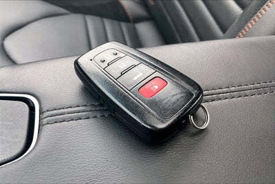 2022 Toyota Avalon Hybrid XSE Nightshade