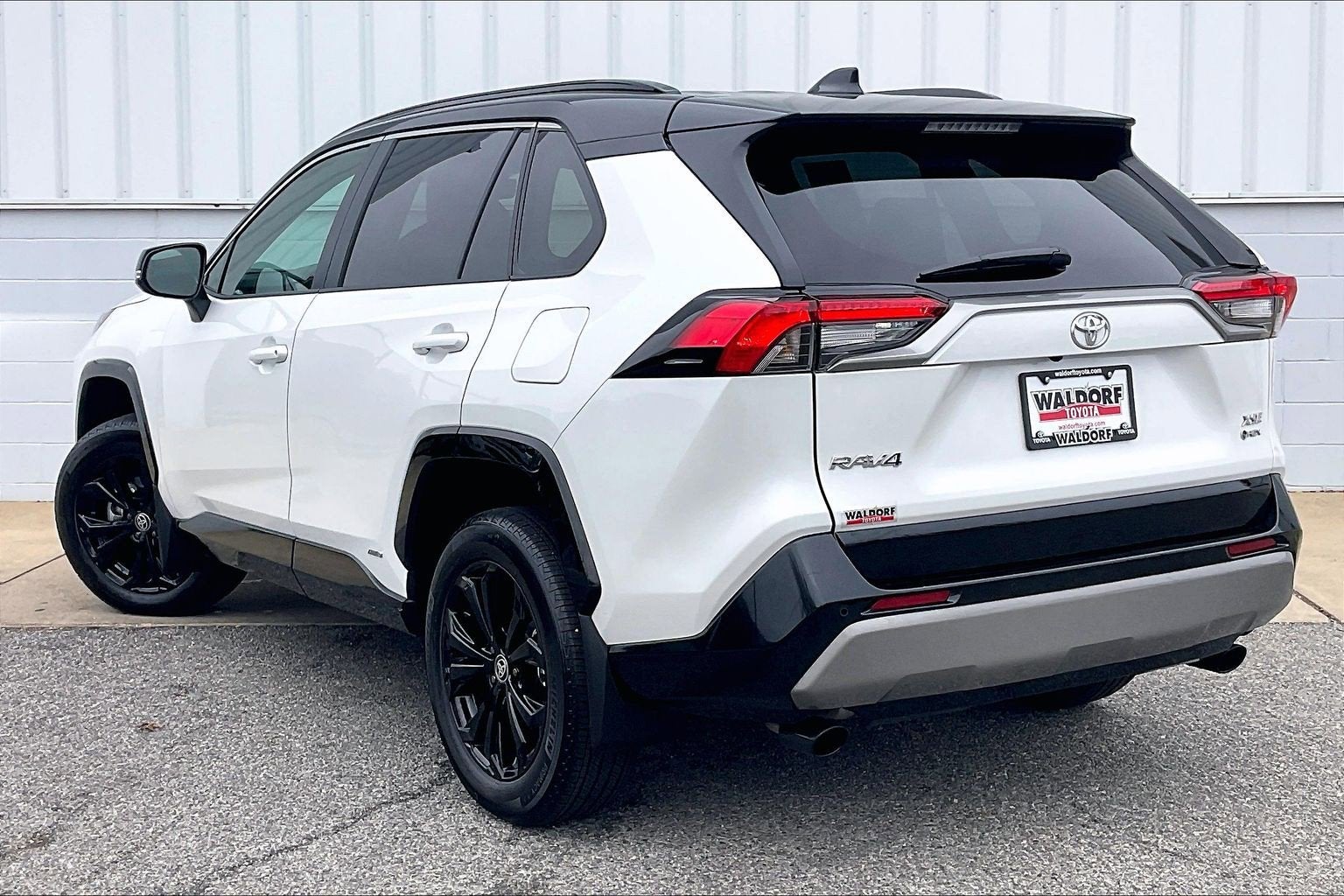 2025 Toyota RAV4 Hybrid XSE