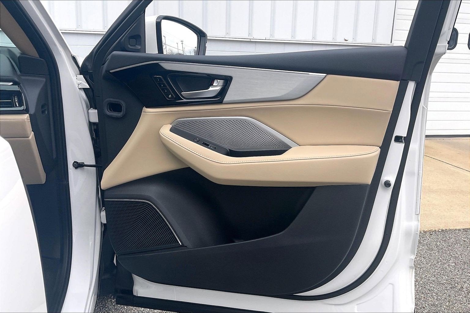 2023 Acura MDX w/Technology Package