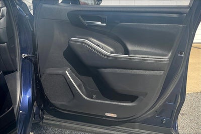 2023 Toyota Highlander XSE