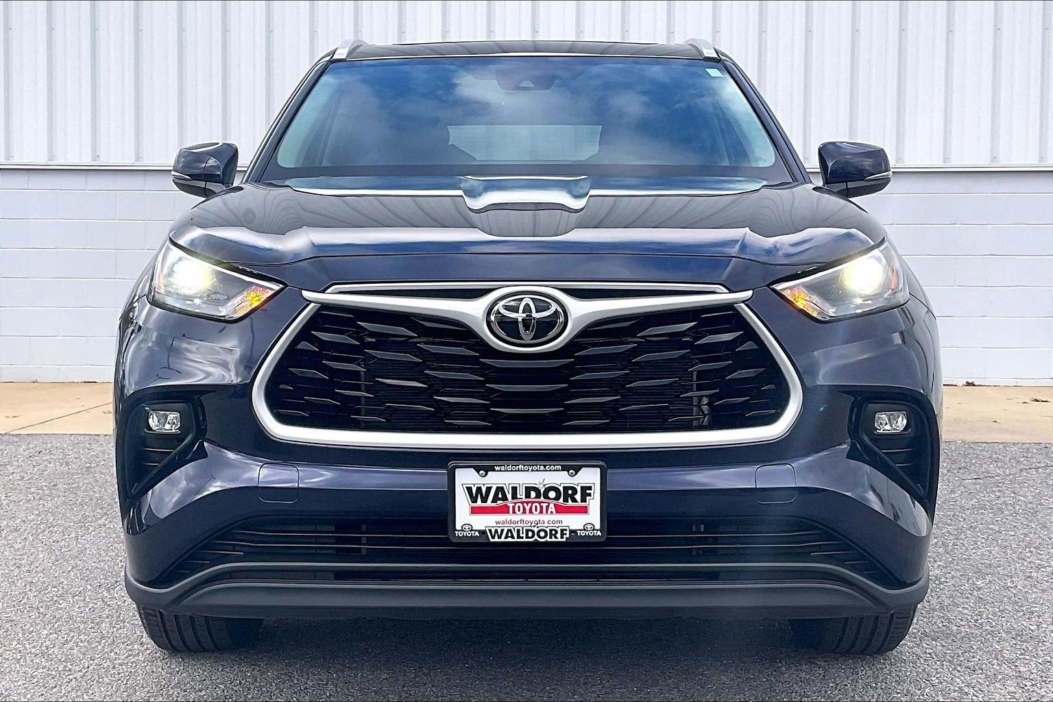 2025 Toyota Highlander XLE