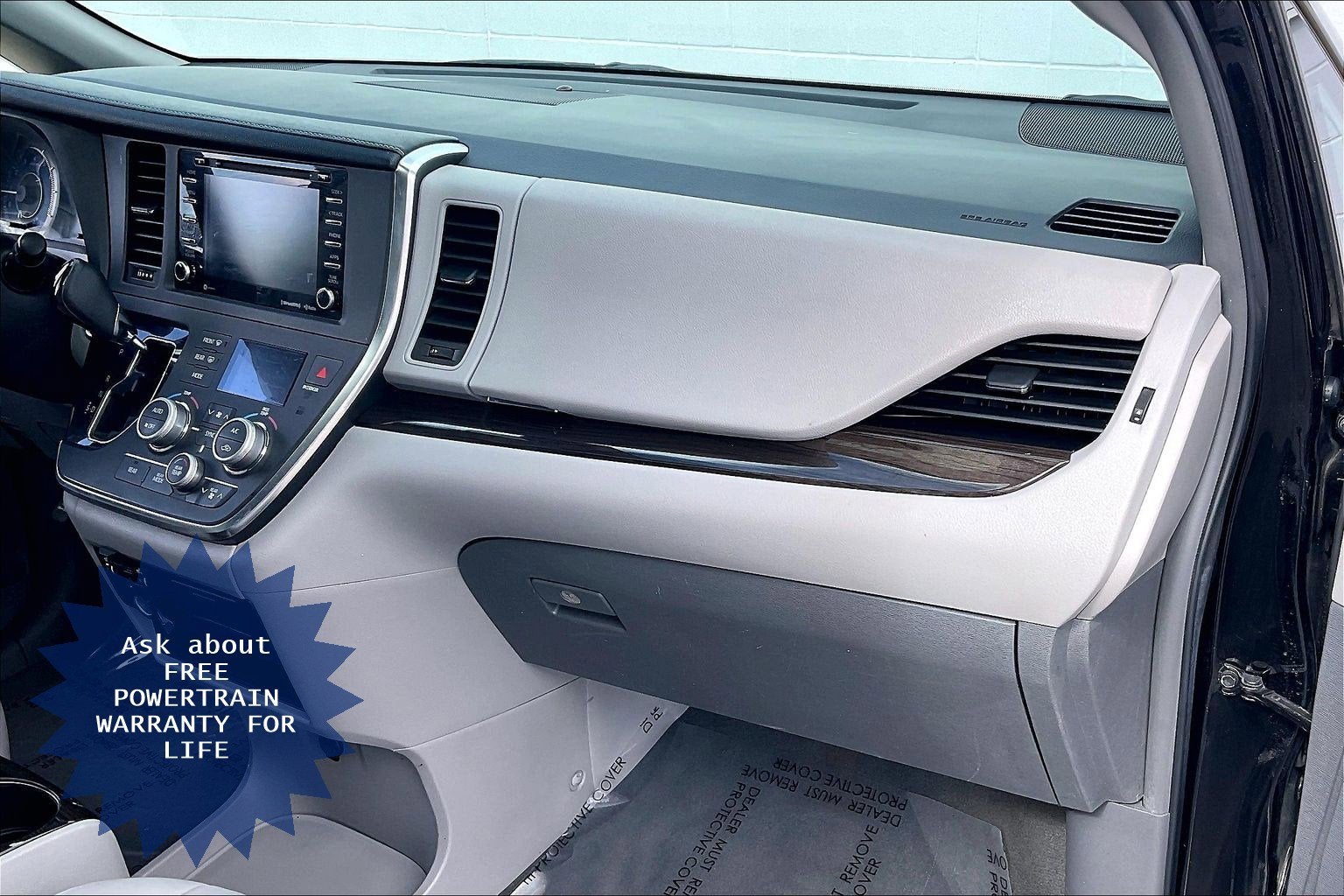 2019 Toyota Sienna XLE