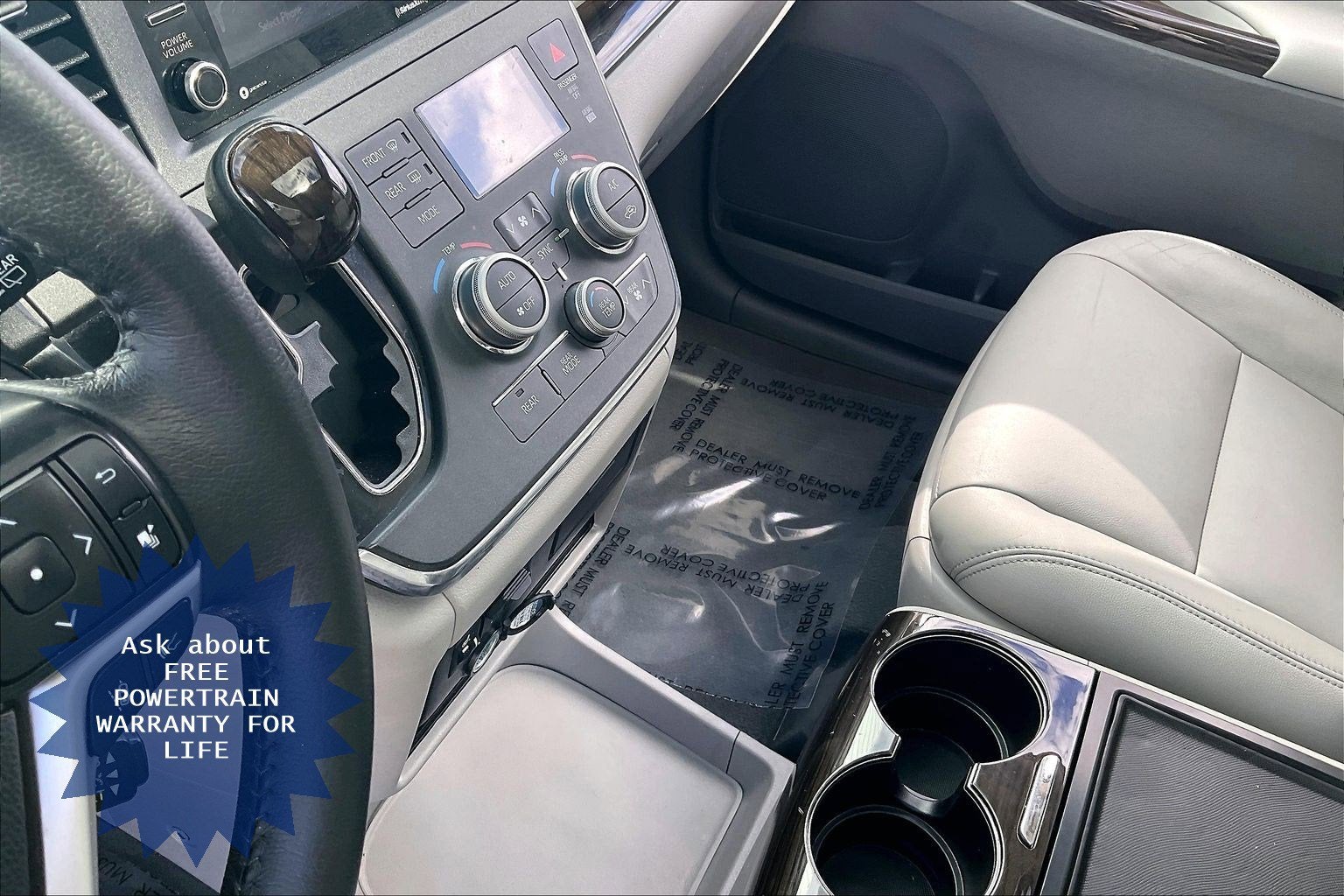 2019 Toyota Sienna XLE