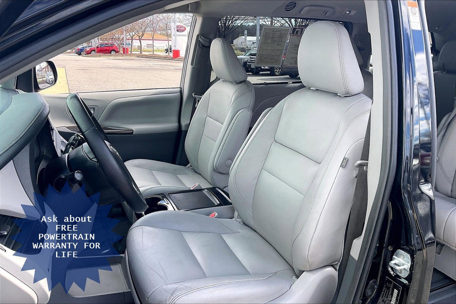 2019 Toyota Sienna XLE