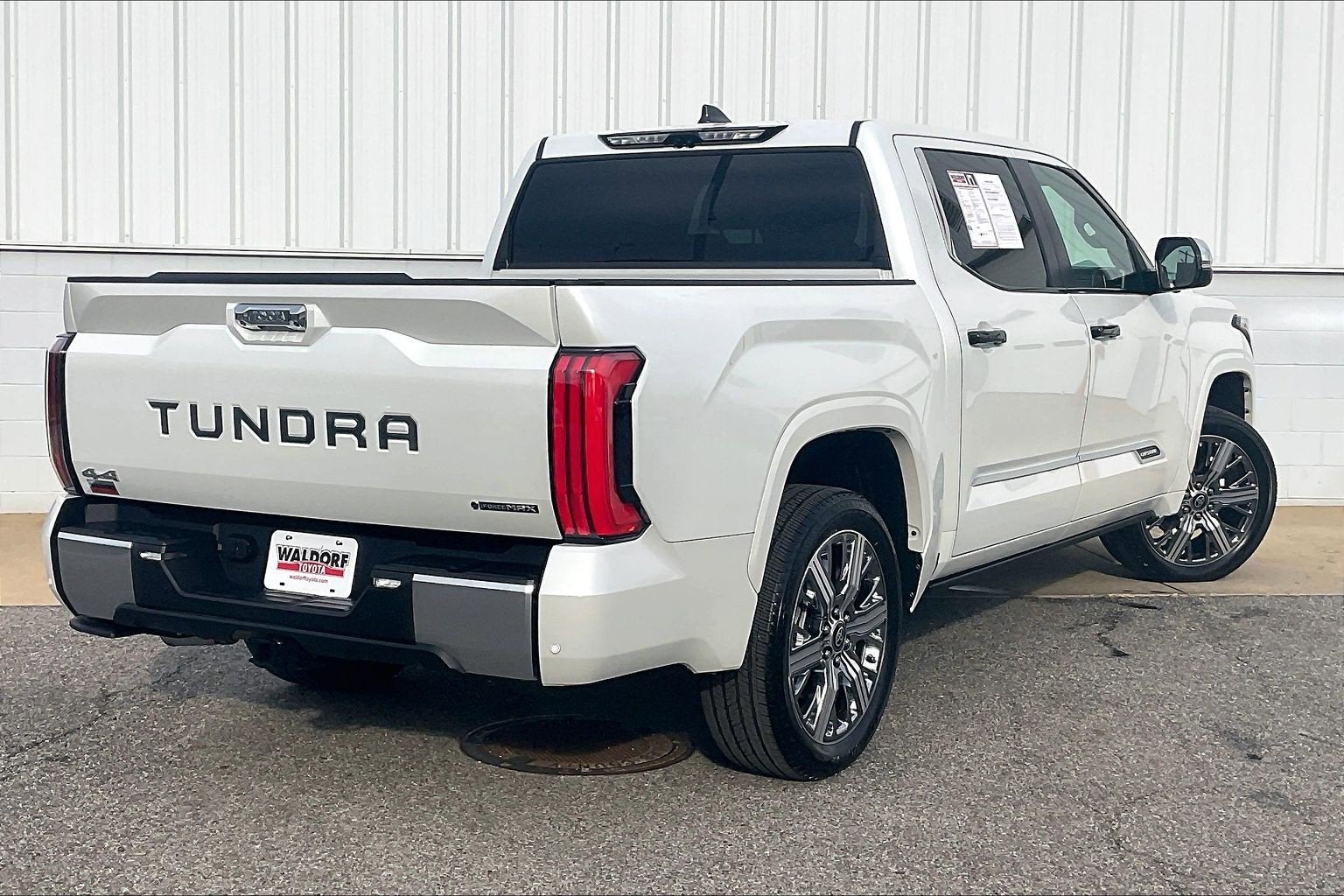 2025 Toyota Tundra Capstone Hybrid