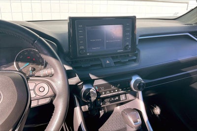 2022 Toyota RAV4 Hybrid SE